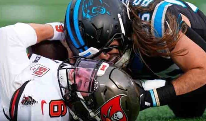 Panther player tackle Bucs player